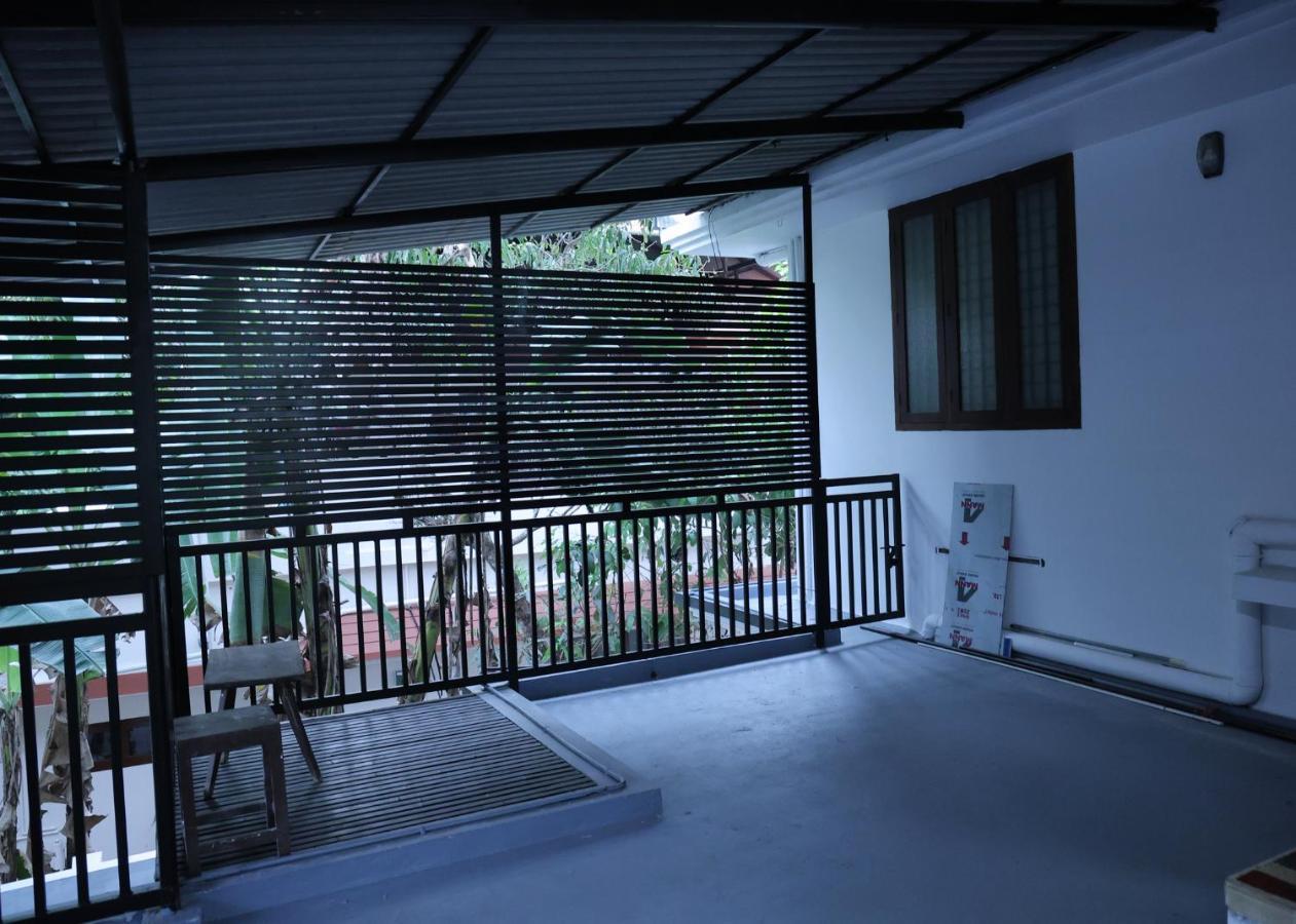 尼杜巴塞莱 Malpans Mansion酒店 外观 照片